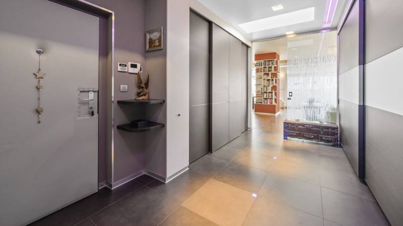 Three bedroom four room luxury apartment for Sale