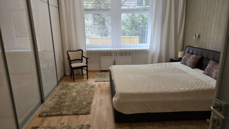 Rent Two bedroom apartment, Two bedroom apartment, Fraňa Kráľa, Bratis