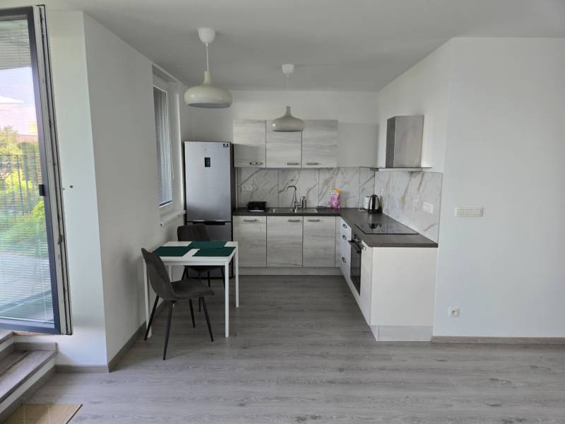 Rent One bedroom apartment, One bedroom apartment, Seberíniho, Bratisl