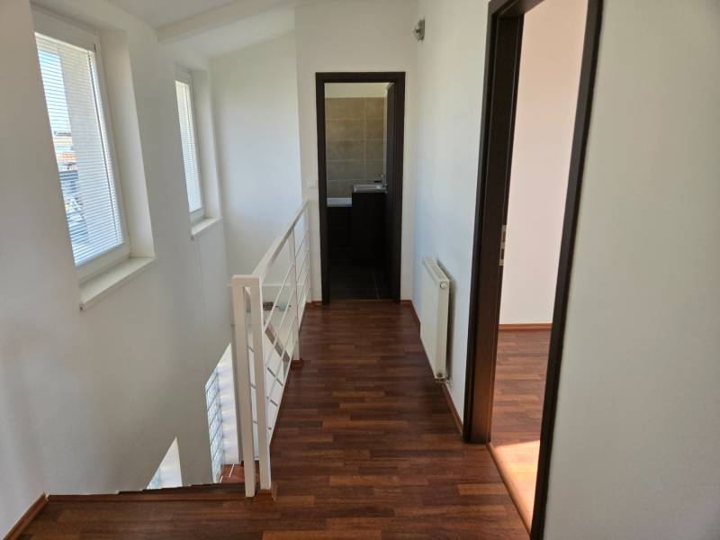 Rent Three bedroom apartment, Three bedroom apartment, Kozia, Bratisla